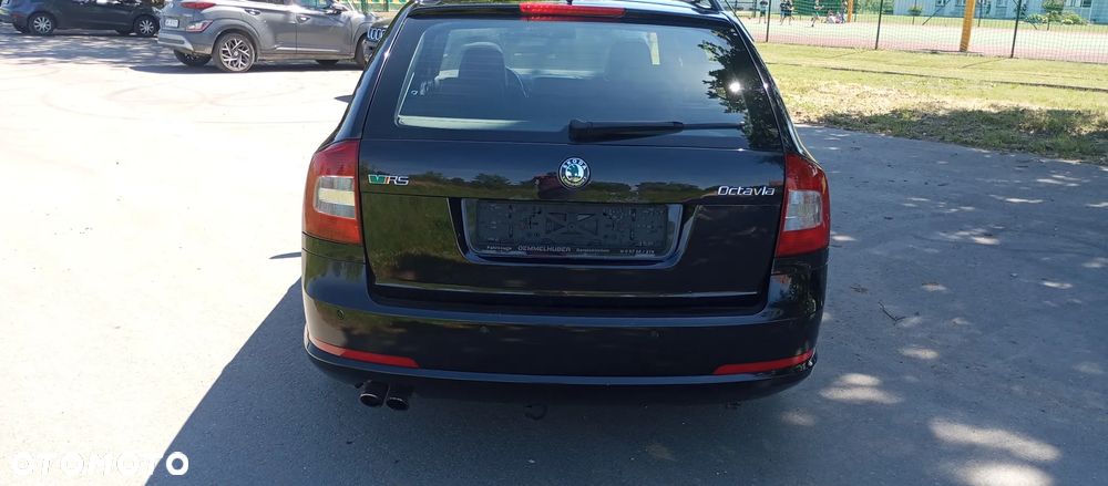 Skoda Octavia 2.0 TSI RS - 4