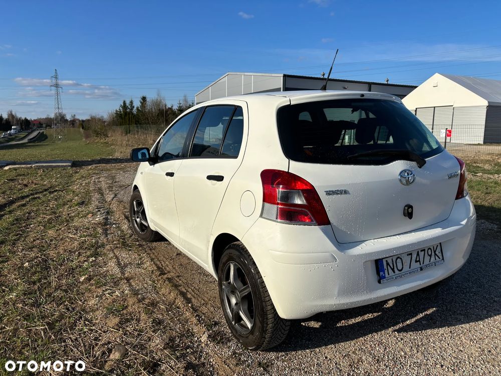 Toyota Yaris - 3