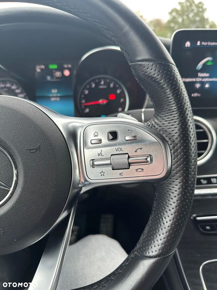 Mercedes-Benz GLC - 30