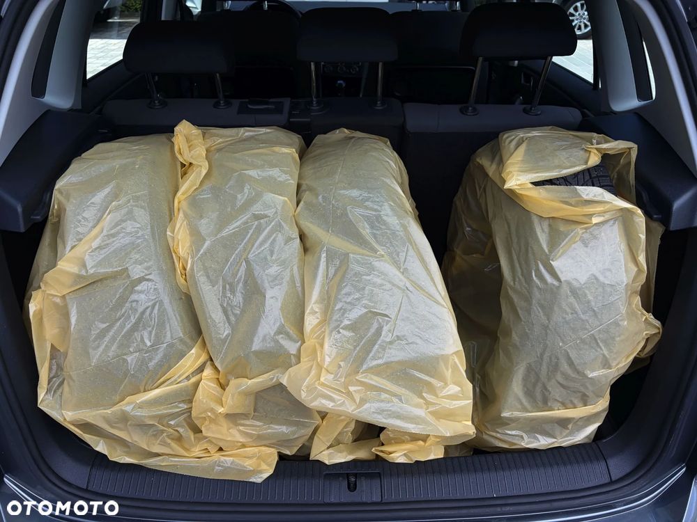 Volkswagen Golf Sportsvan - 30