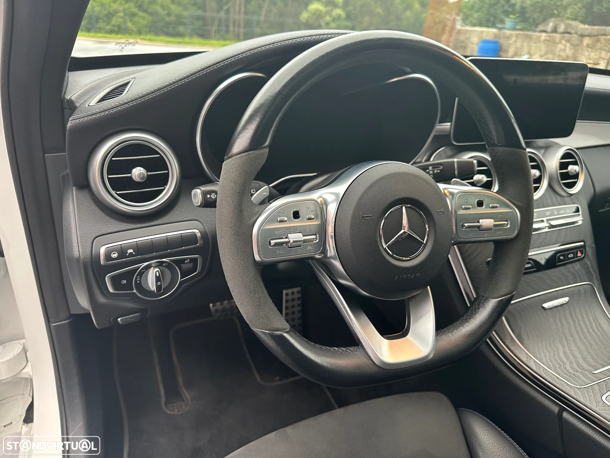 Mercedes-Benz C 300 de AMG Line - 11