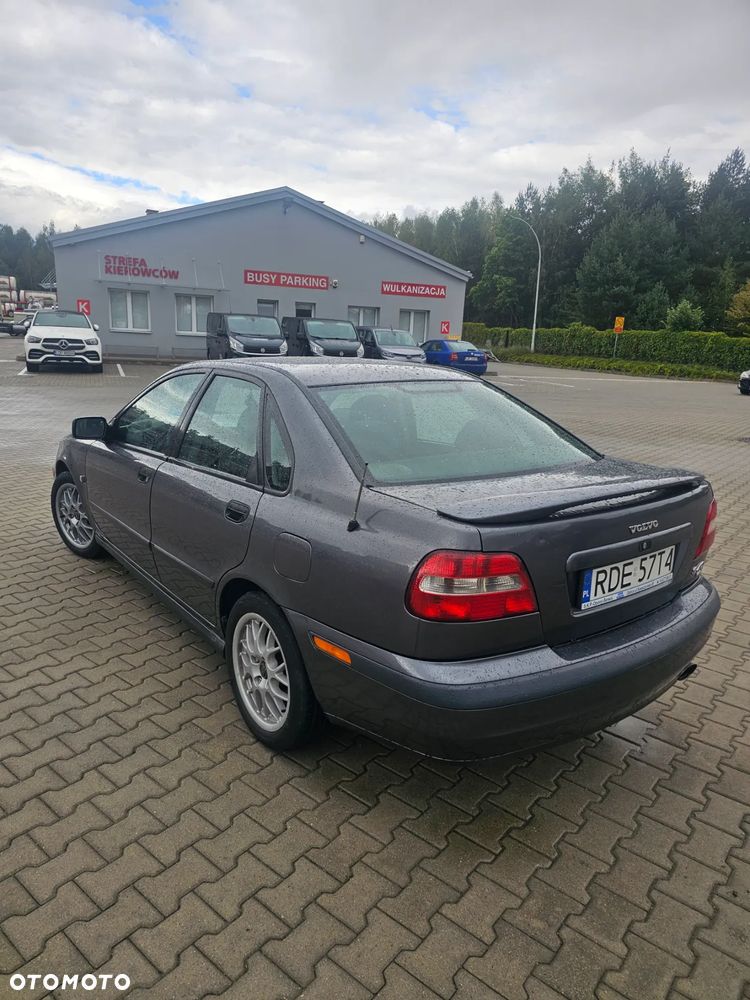 Volvo S40 2.0 T4 - 8