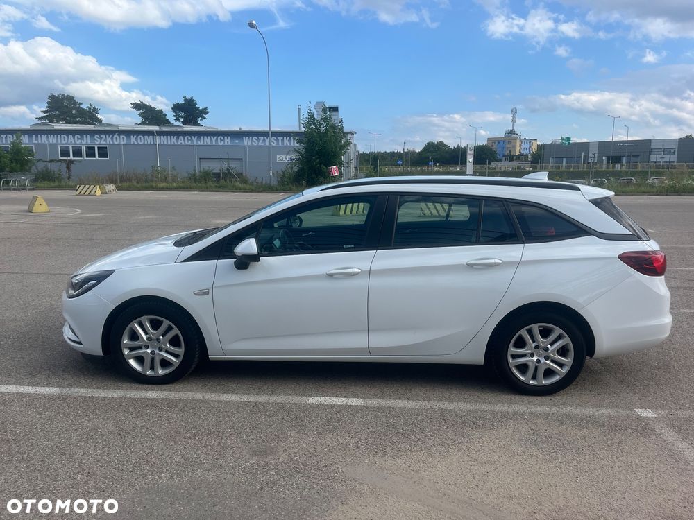 Opel Astra 1.6 D (CDTI) Dynamic - 19