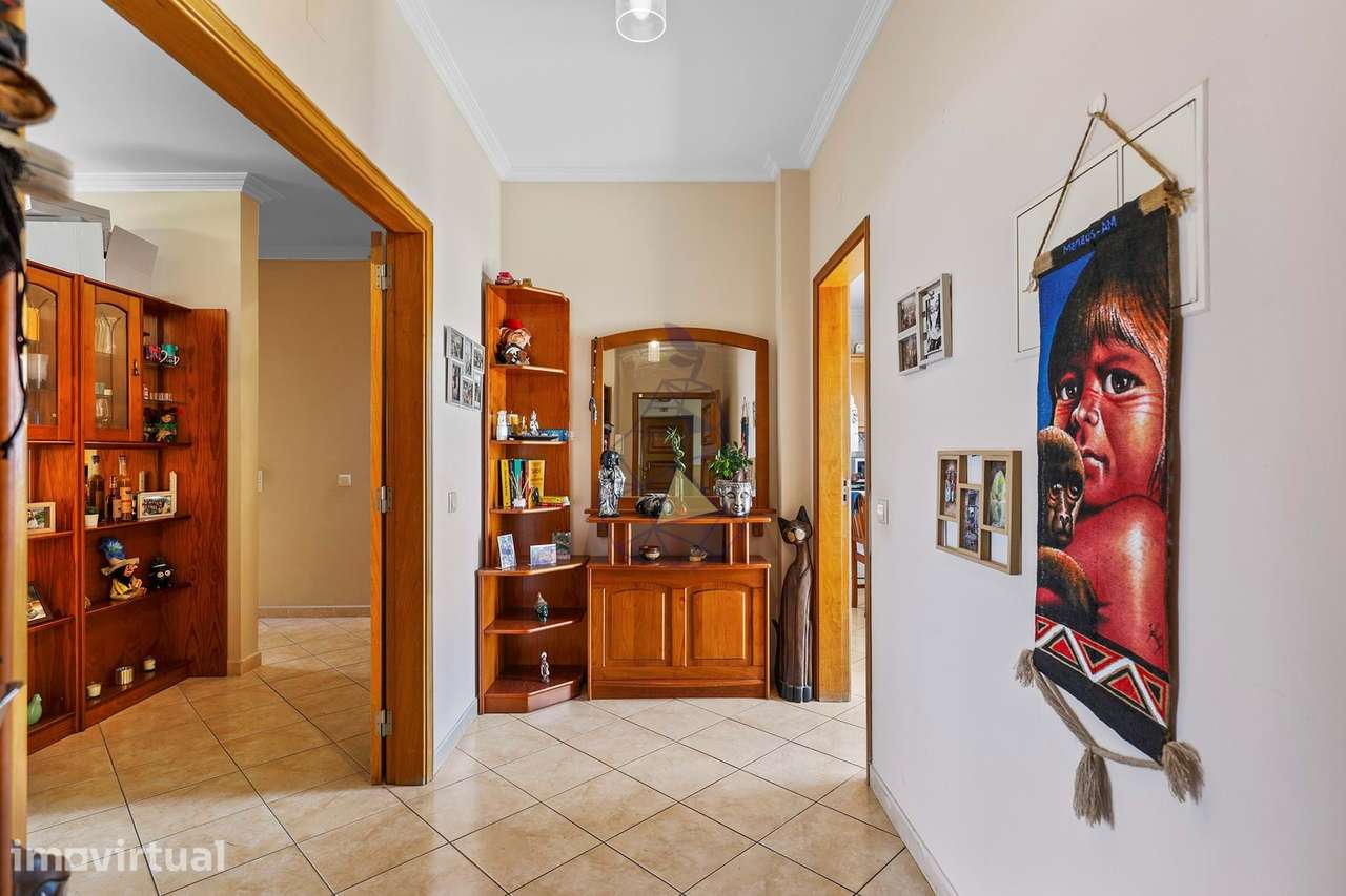 Apartamento T1+3 com Vista Mar do terraço em Quarteira - Grande imagem: 2/60