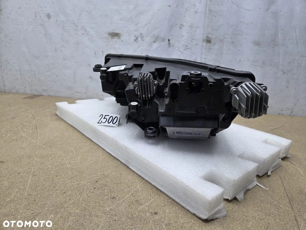 Skoda Octavia IV 20-24r 5E941016B lampa prawy przód Full Led - 6