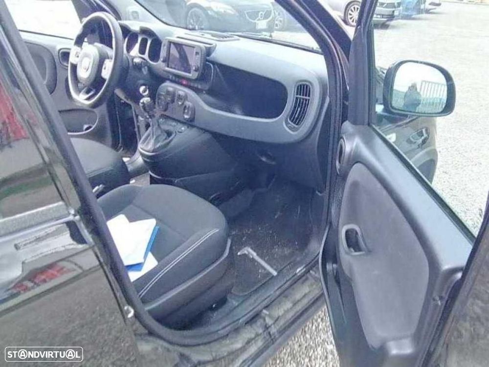 Fiat Panda 1.0 Hybrid Cross - 5