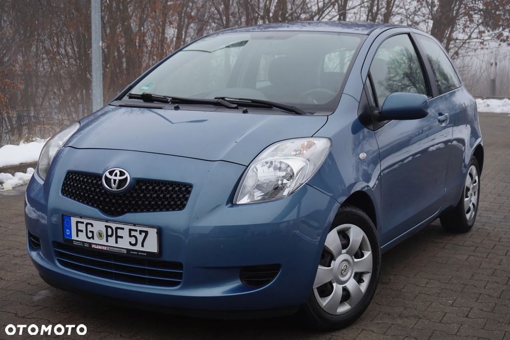 Toyota Yaris - 1