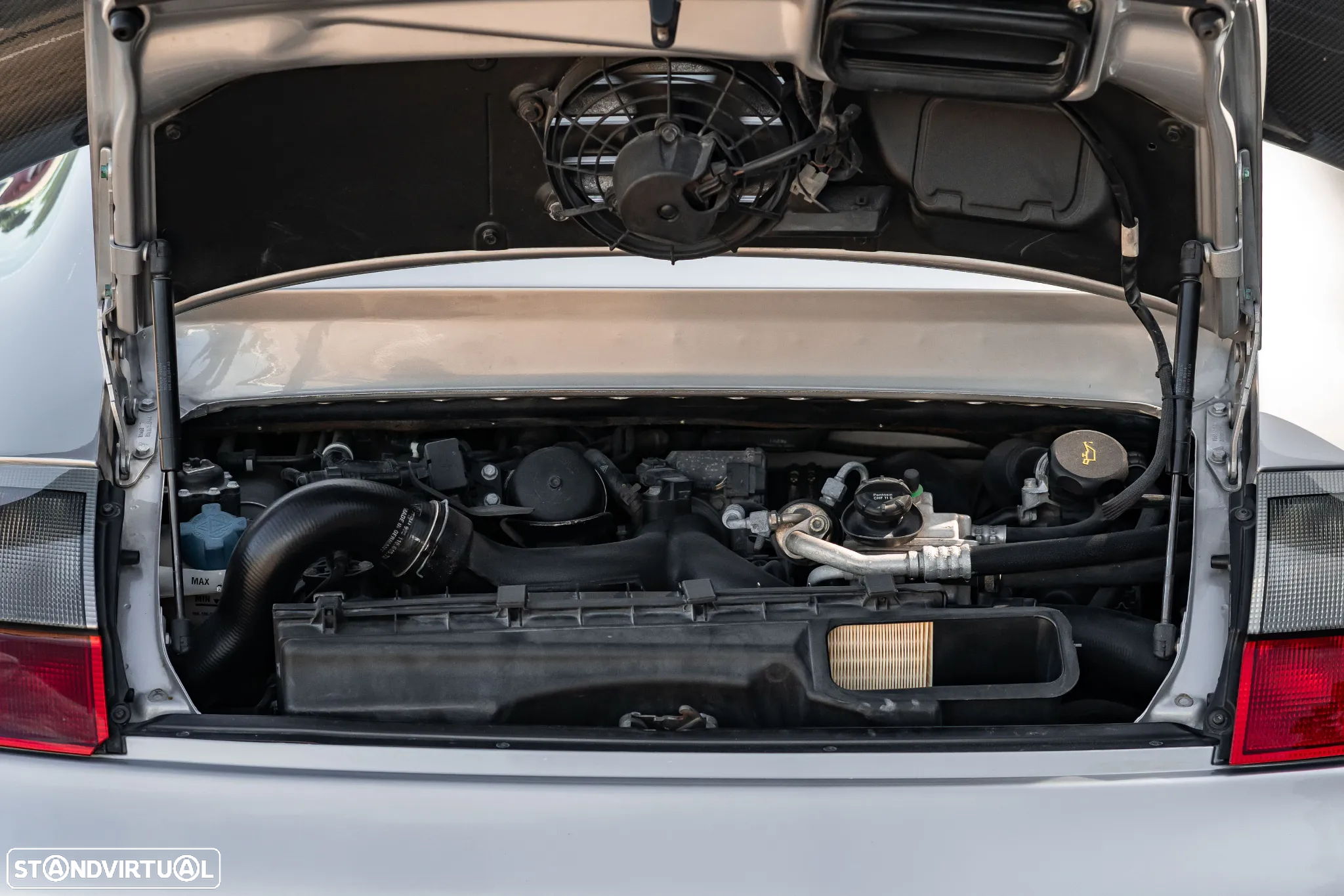 Porsche 911 (996) Turbo - 28