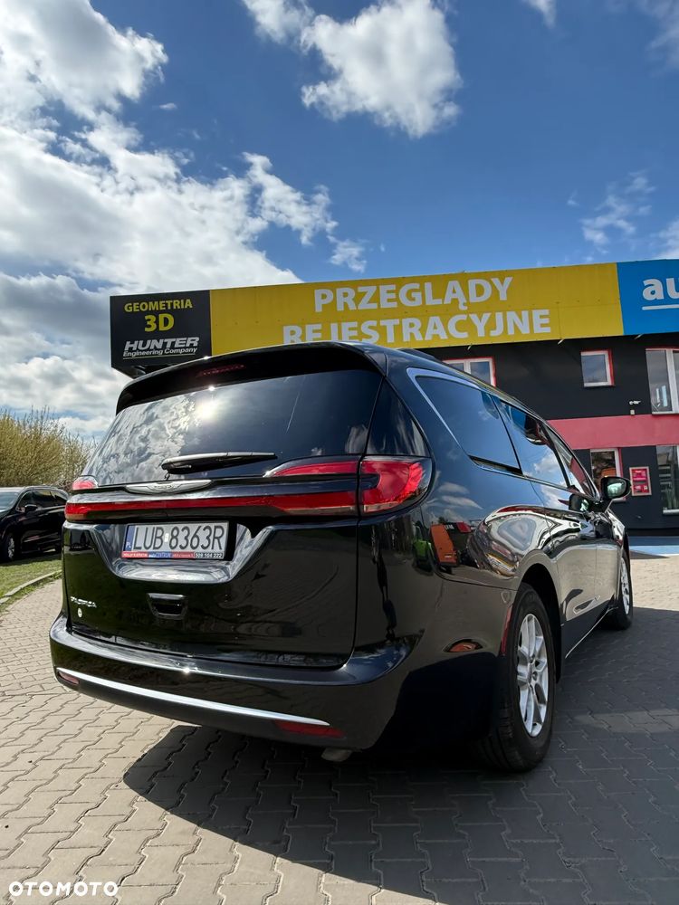 Chrysler Pacifica - 9