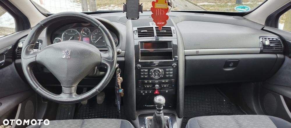 Peugeot 407 - 8