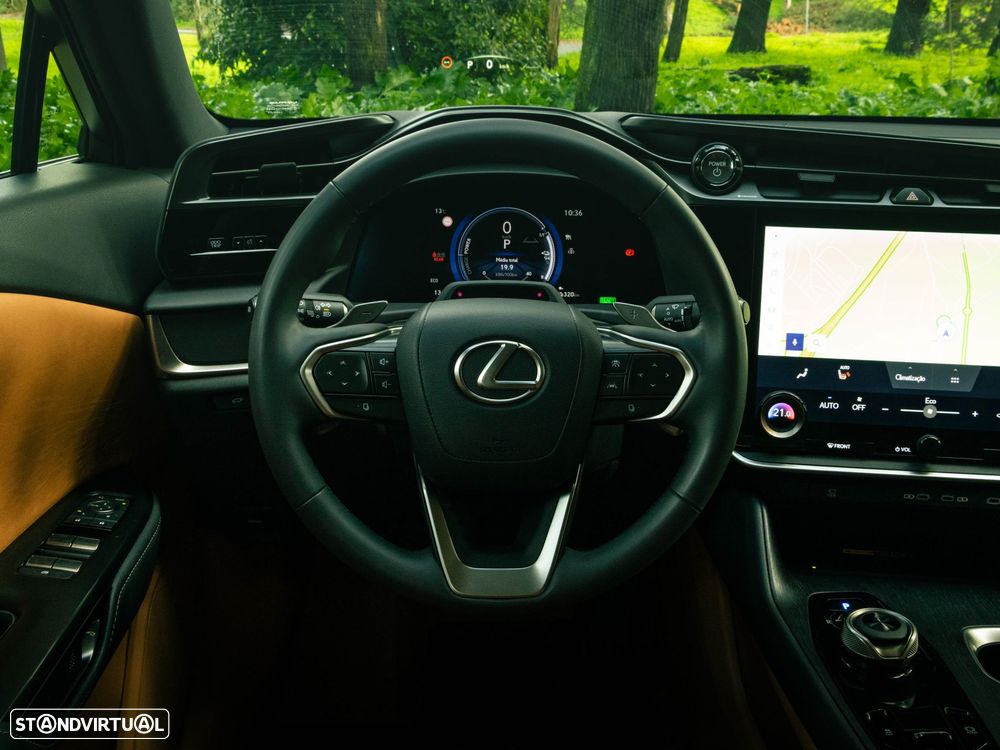 Lexus RZ 300e Premium - 10