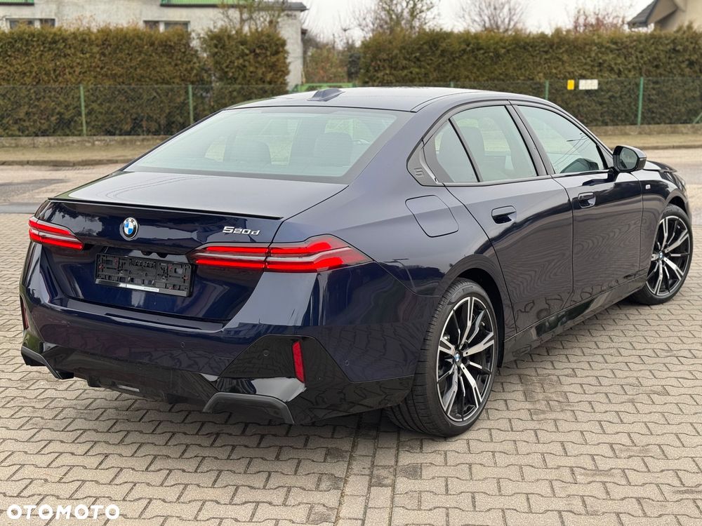 BMW Seria 5 520d - 13