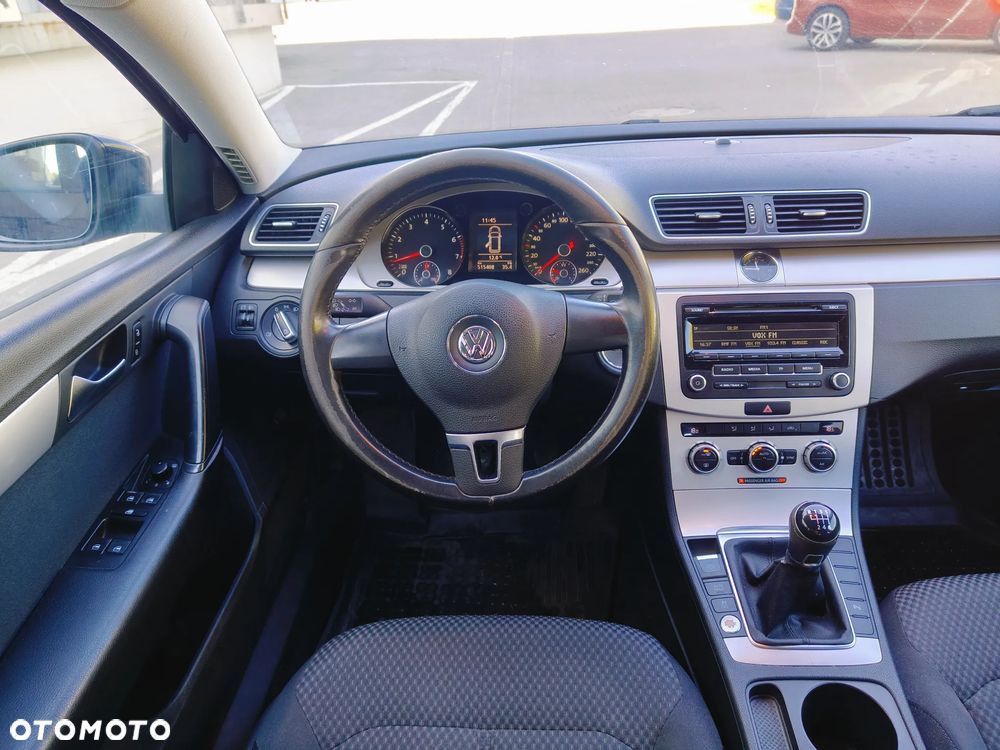 Volkswagen Passat 1.4 TSI Perfectline - 19