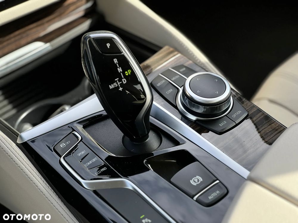 BMW Seria 5 - 19