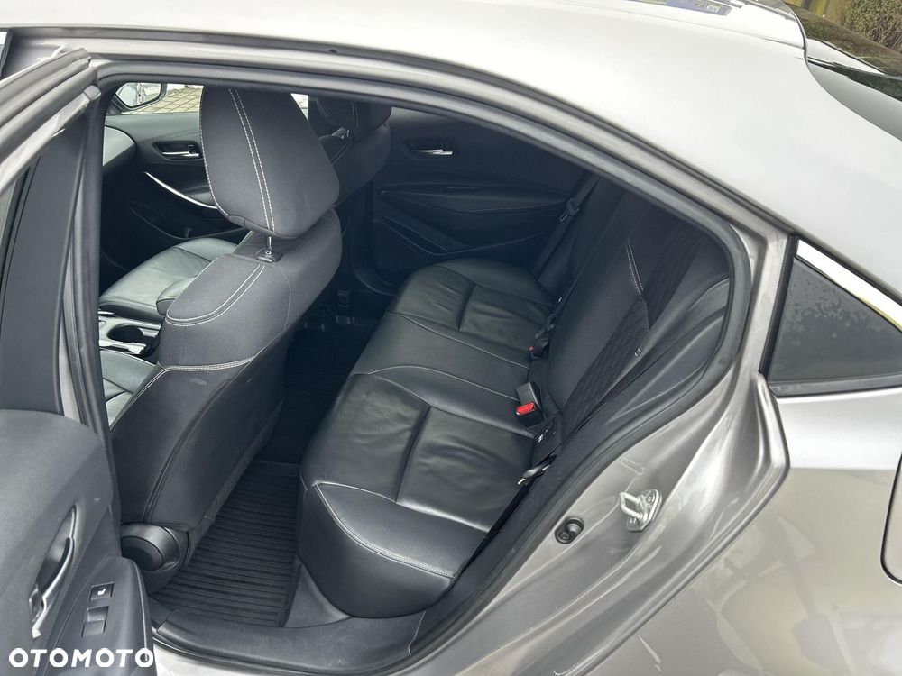 Toyota Corolla 1.6 Executive - 21