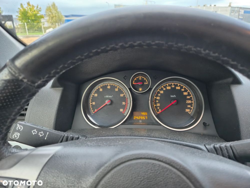 Opel Astra - 9