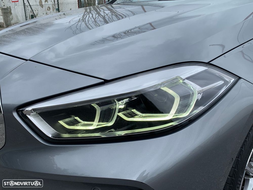 BMW 116 d Pack Desportivo M Auto - 5