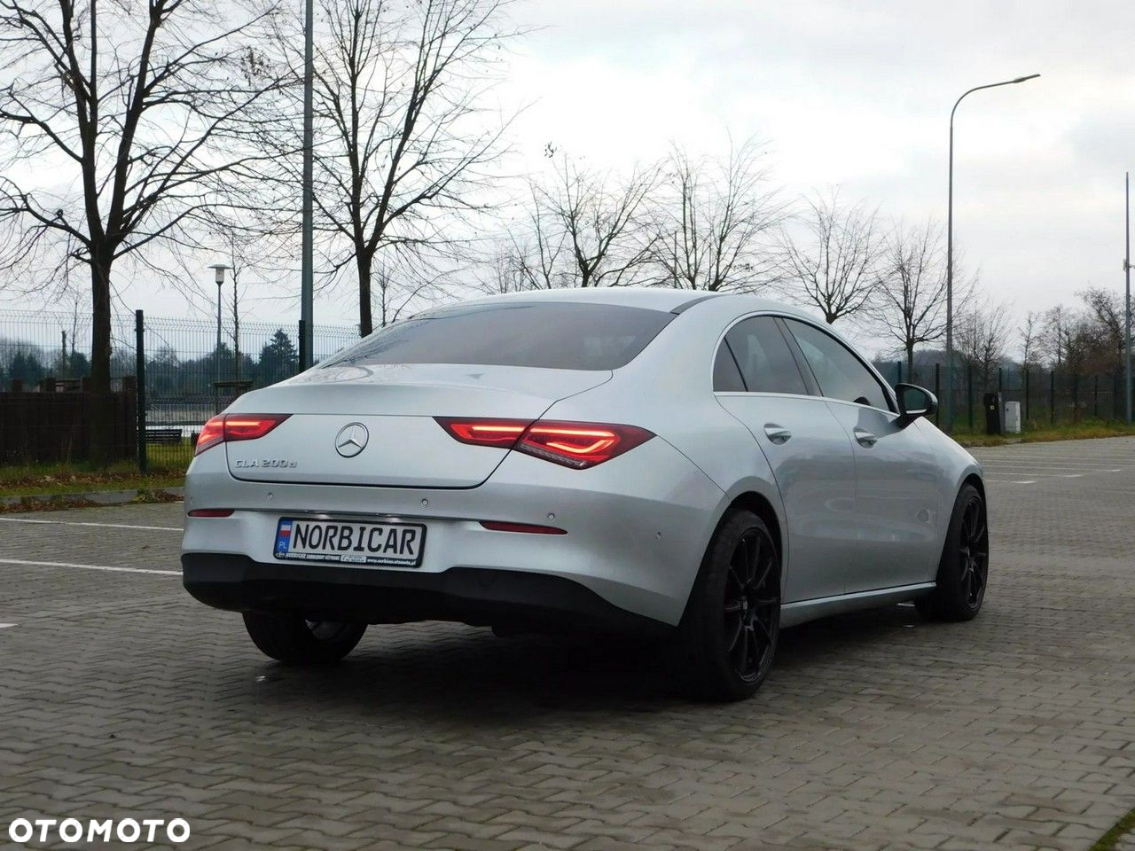 Mercedes-Benz CLA 200 d 8G-DCT - 27