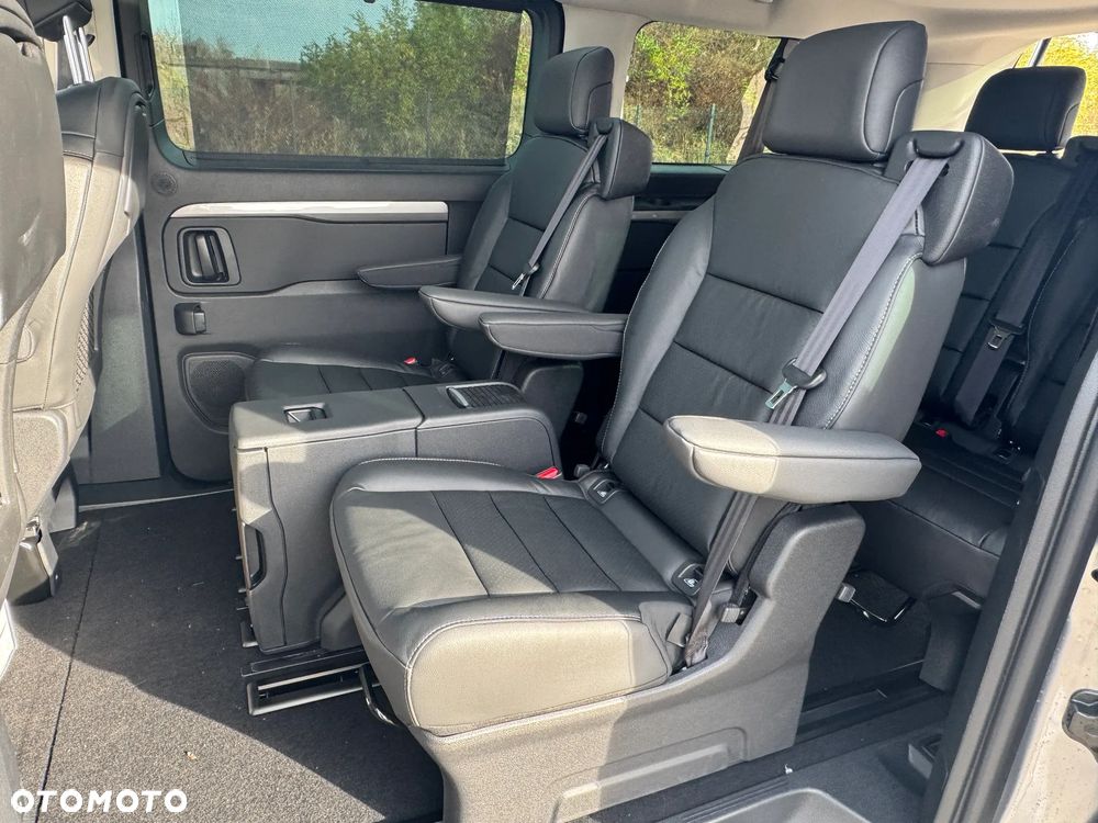 Peugeot Traveller 2.0 BlueHDi Long Business VIP EAT8 - 14