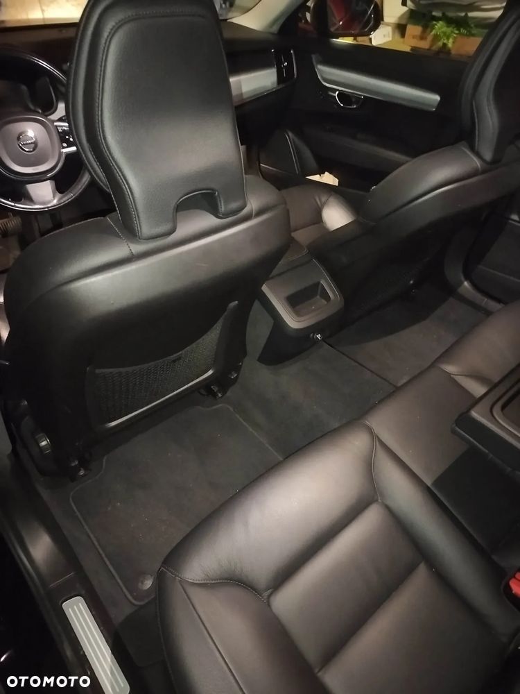 Volvo V90 D3 Momentum Pro - 19
