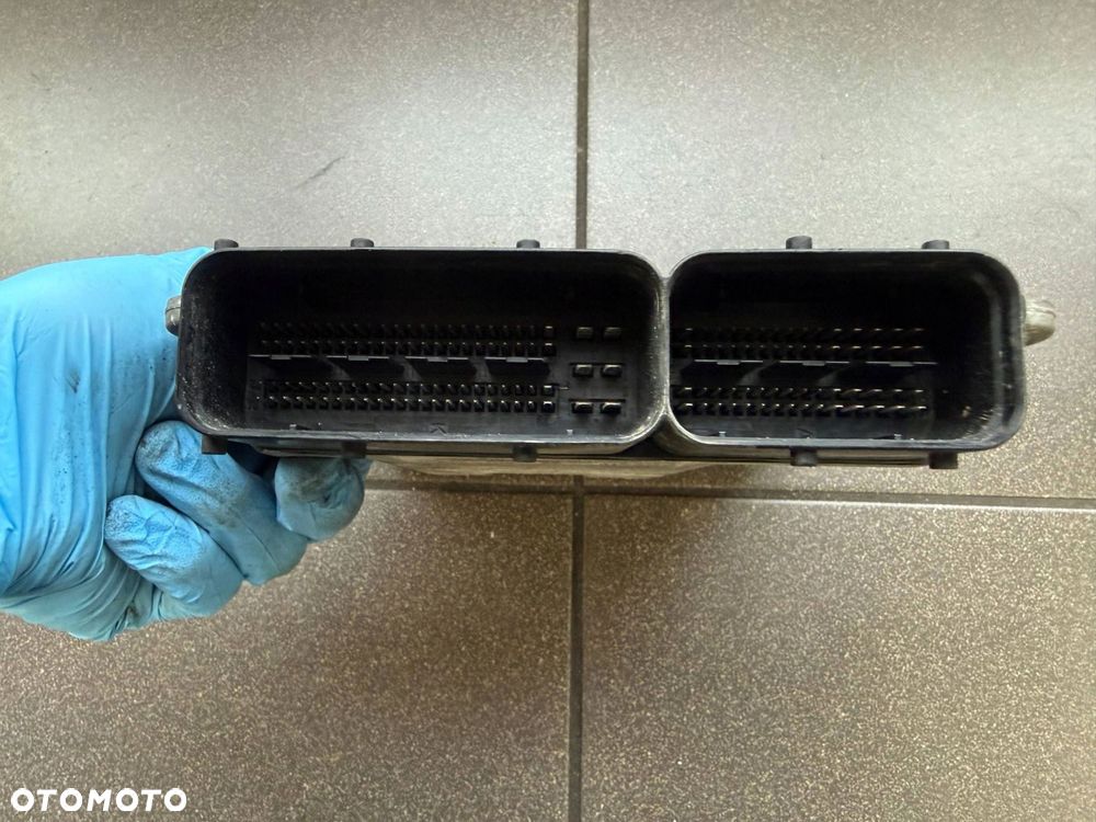 STEROWNIK SILNIKA 2.0 DI-D 0281013890 1860A578 MITSUBISHI - 3