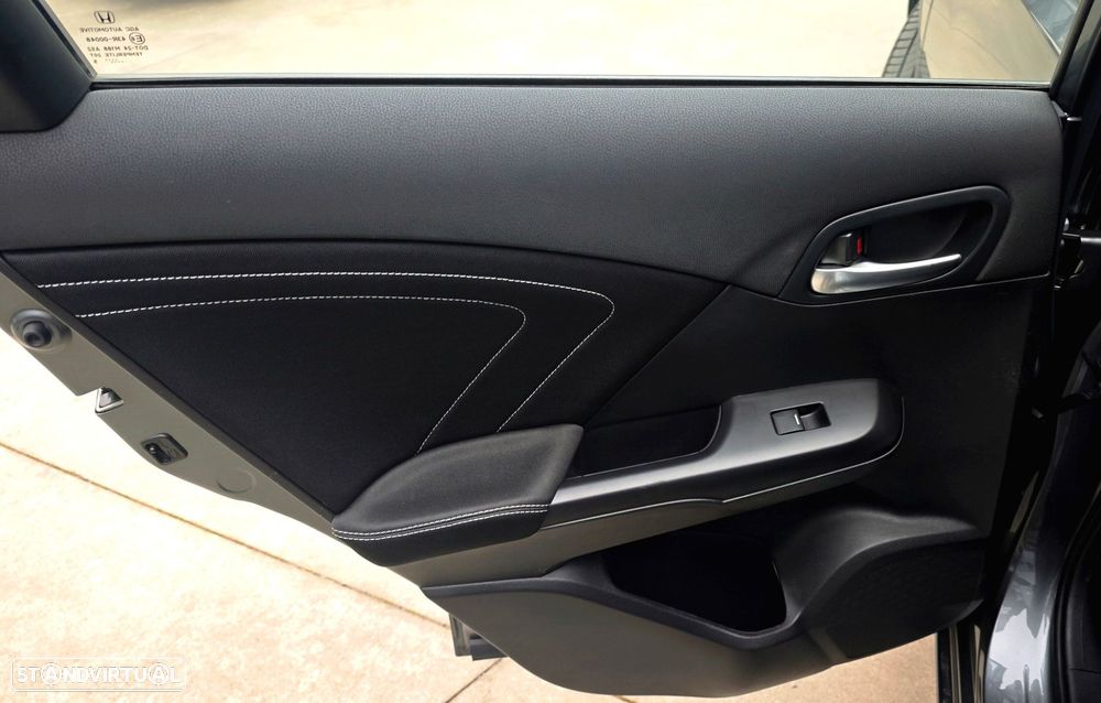 Honda Civic 1.6 i-DTEC Elegance+Connect Navi - 19