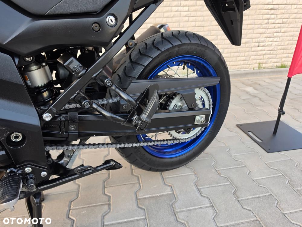 Suzuki V-STROM - 6