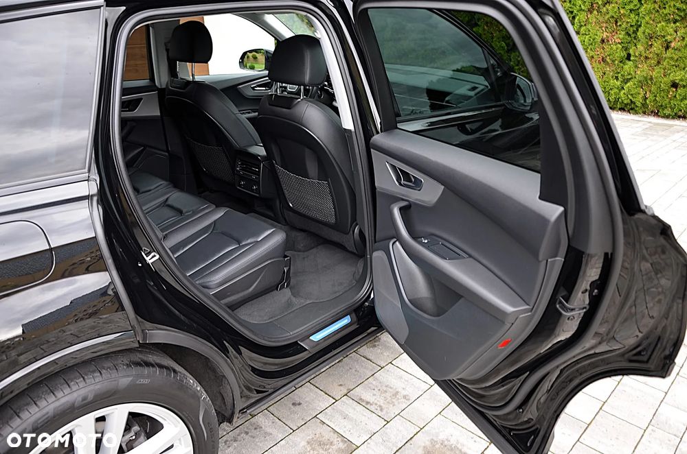 Audi Q7 50 TDI mHEV Quattro Tiptr - 24