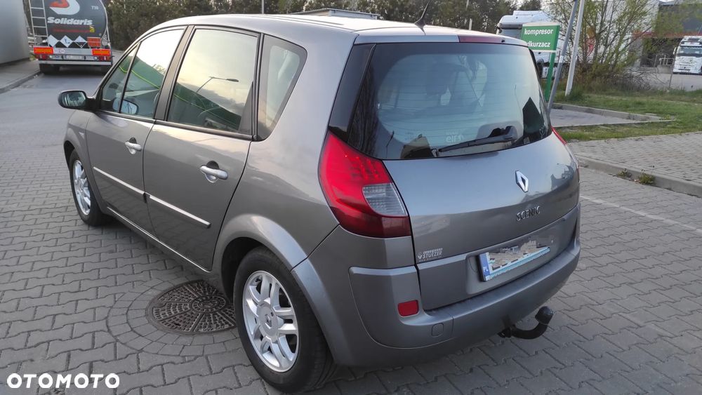 Renault Scenic 1.9 dCi FAP Conquest - 5