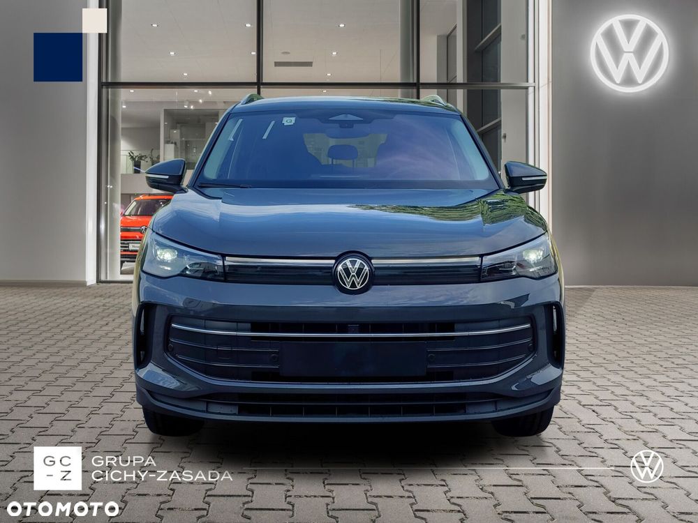 Volkswagen Tiguan - 9