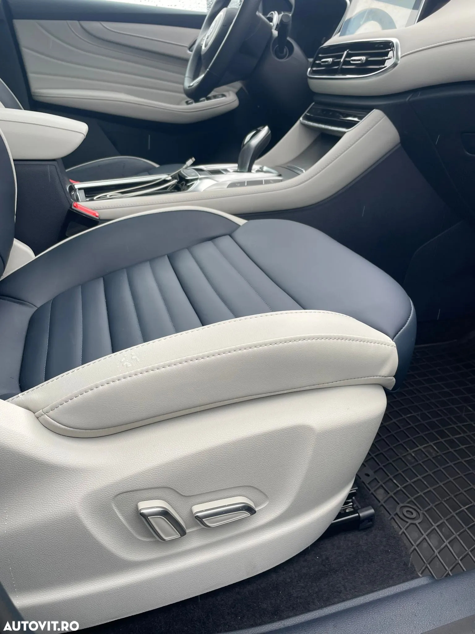 MG EHS 1.5 T-GDi AT PHEV Exclusive - 7