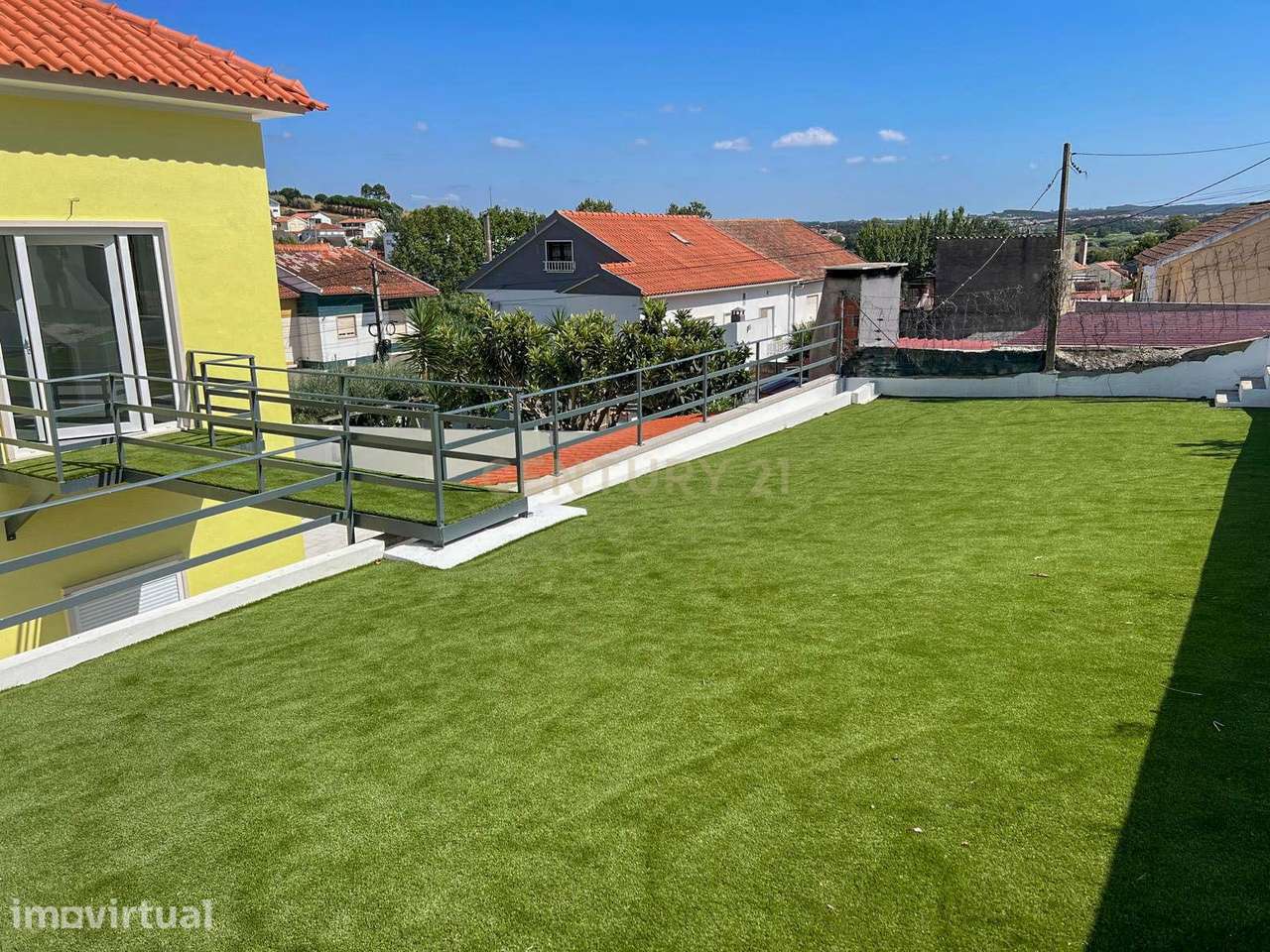 Moradia T4 Renovada com Garagem e Espaço Exterior - Maceira, Torres Ve - Grande imagem: 4/28