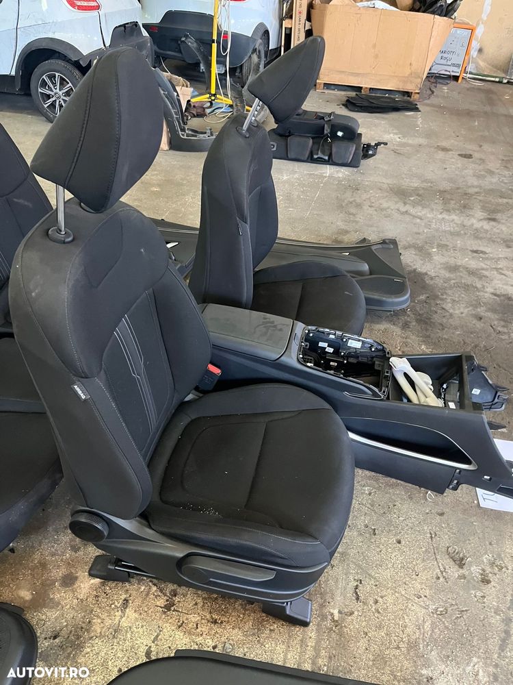 HYUNDAI TUCSON NX4 an 2023 ,interior original - 3