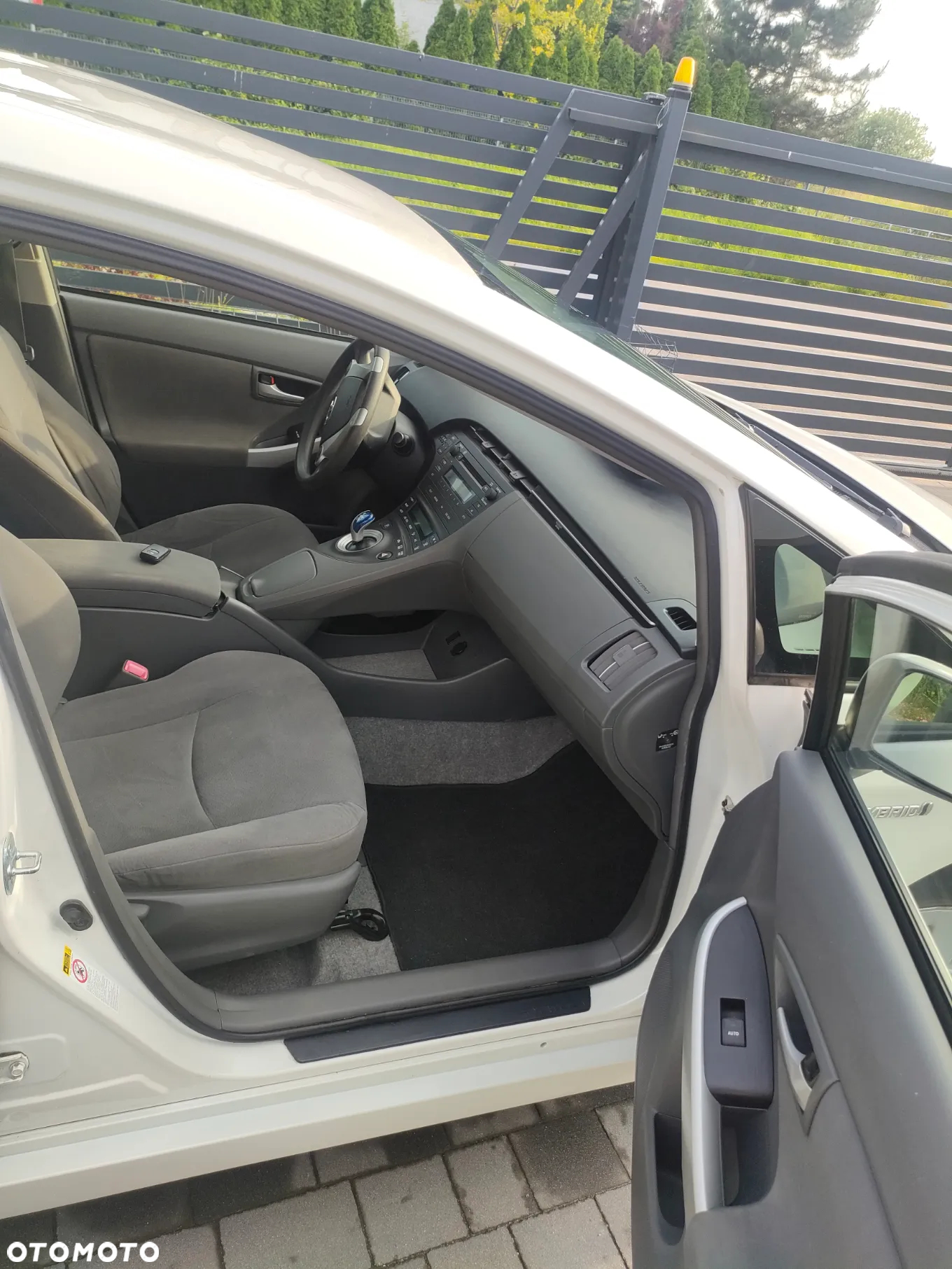 Toyota Prius 1.8 HSD Active - 10