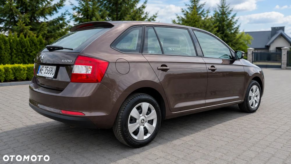 Skoda RAPID 1.2 TSI Ambition - 6