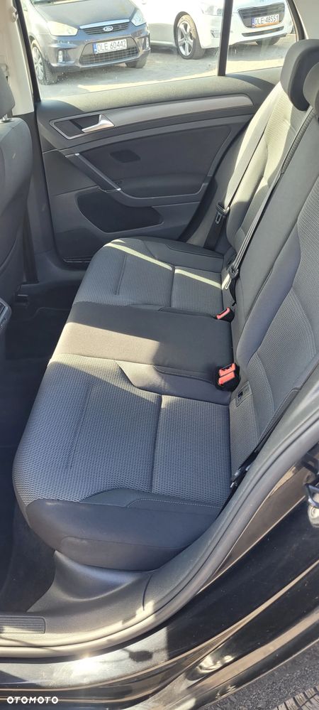 Volkswagen Golf 2.0 BlueTDI Comfortline - 13