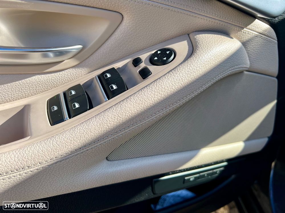 BMW 535 d Line Luxury Auto - 19