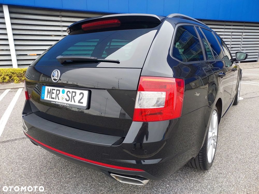 Skoda Octavia 2.0 TDI DSG RS - 7
