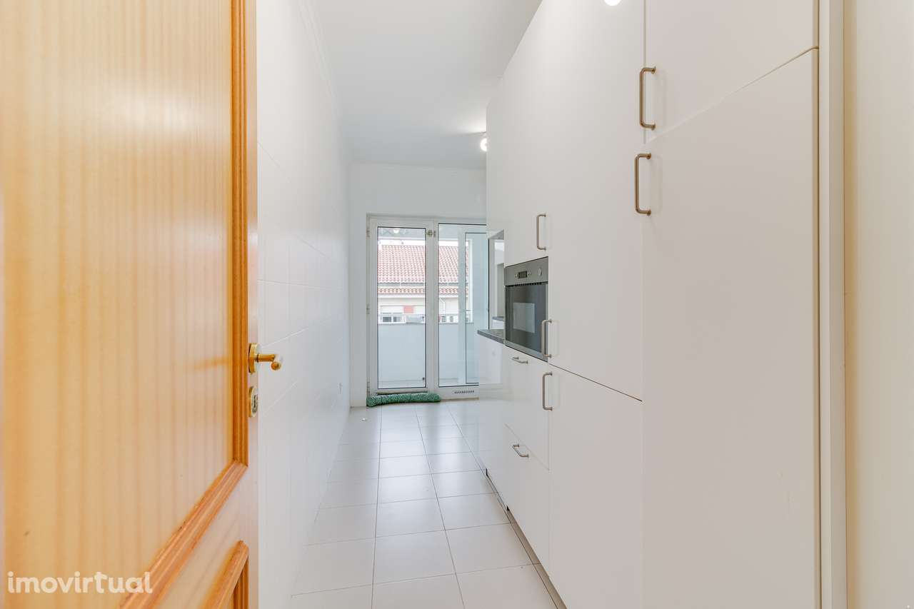 APARTAMENTO T3 | 150 M² | ARRECADAÇÃO | GARAGEM | LUMIAR - Grande imagem: 5/28