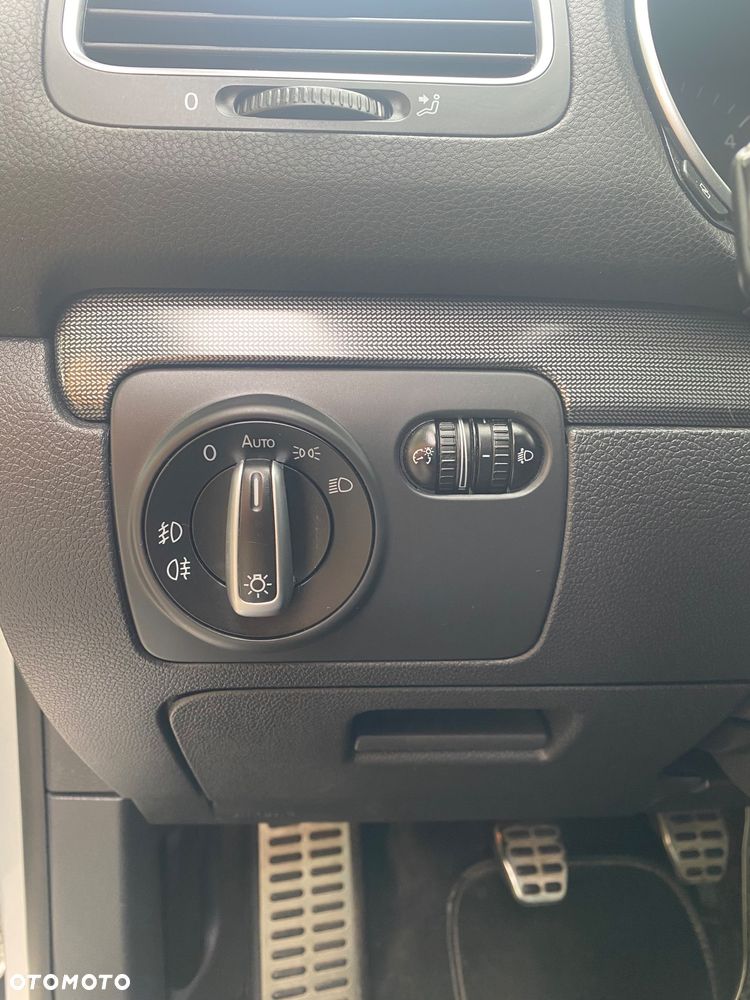 Volkswagen Golf 1.6 TDI DPF Style - 8