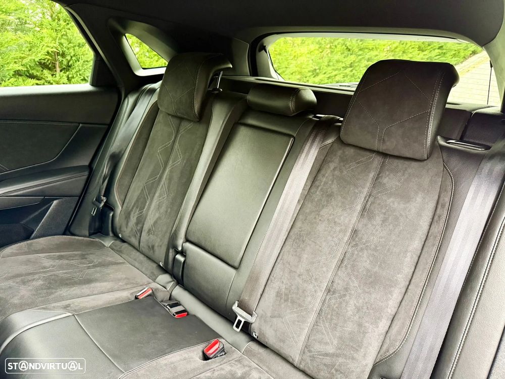 DS DS7 Crossback BlueHDI 130 Aut. Performance Line + - 19