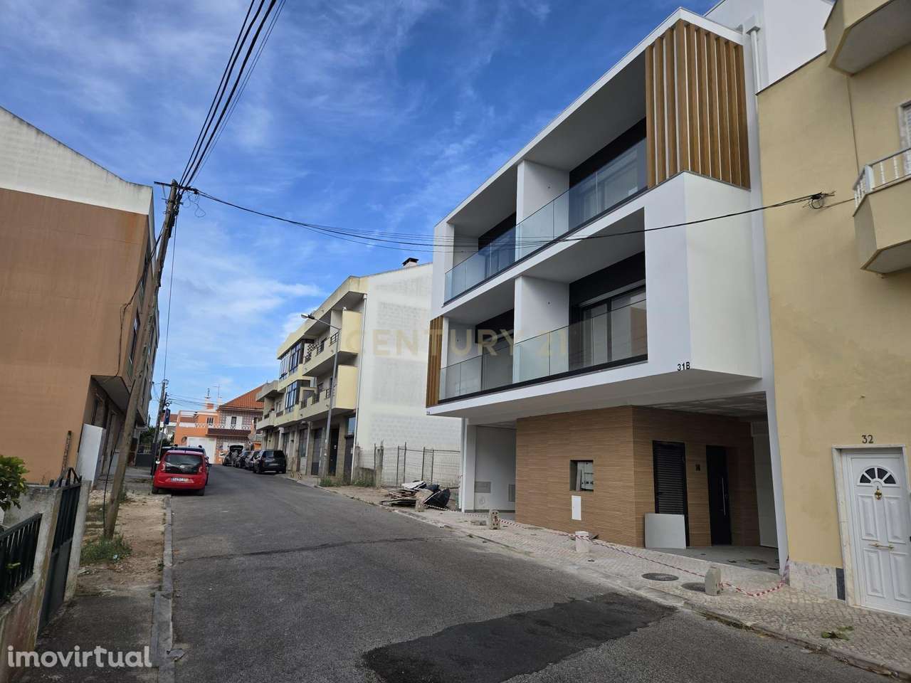 Moradia geminada T3 Moderna em Construção com Terraço Amplo e Garagem - Grande imagem: 3/8