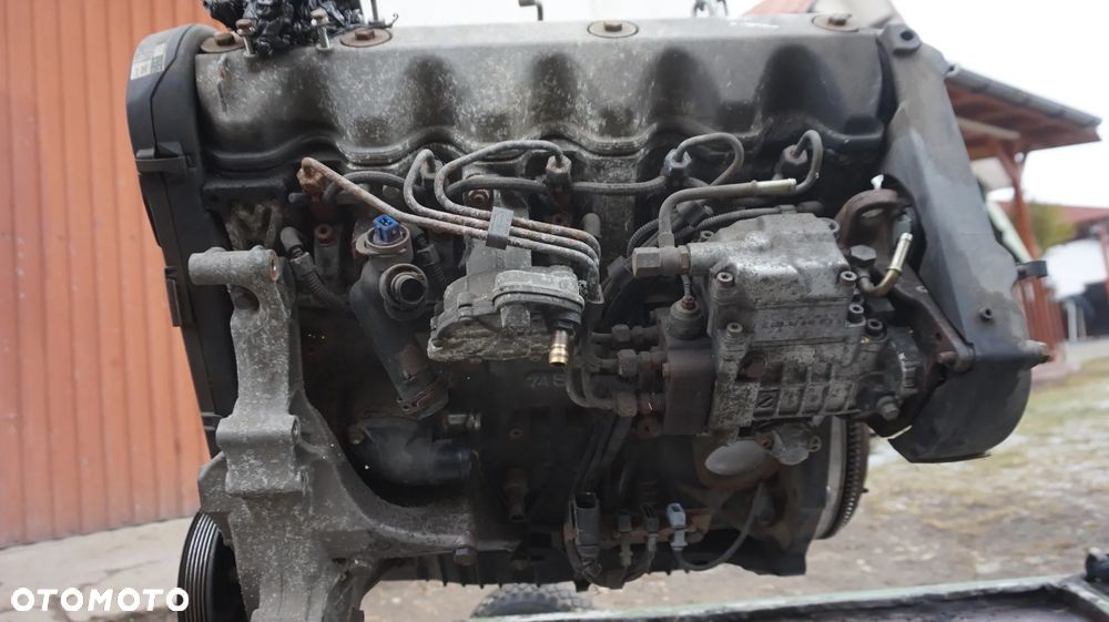 Volkswagen Transporter T4 2.5TDI AJT silnik 88KM pompa wtryskowa wtryskiwacze - 1