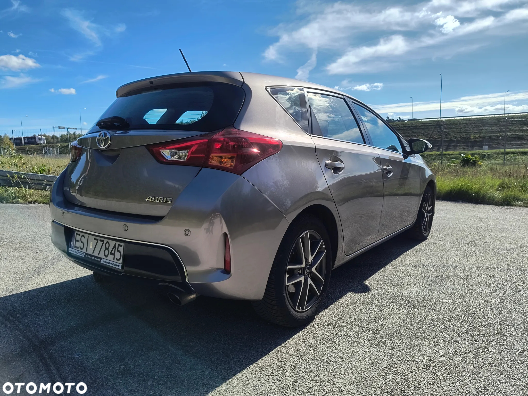 Toyota Auris 1.6 Premium Comfort - 11