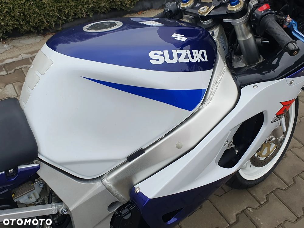 Suzuki GSX-R - 3