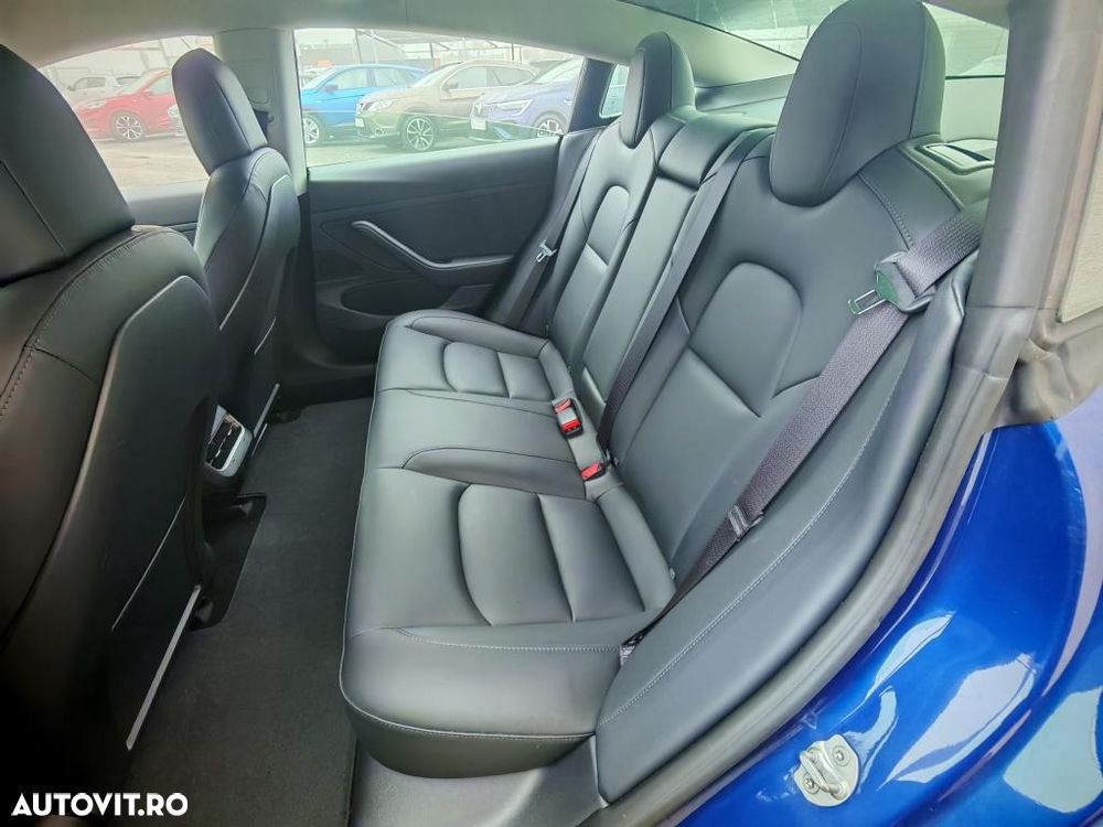 Tesla Model 3 Standard Reichweite Plus Hinterradantrieb - 11