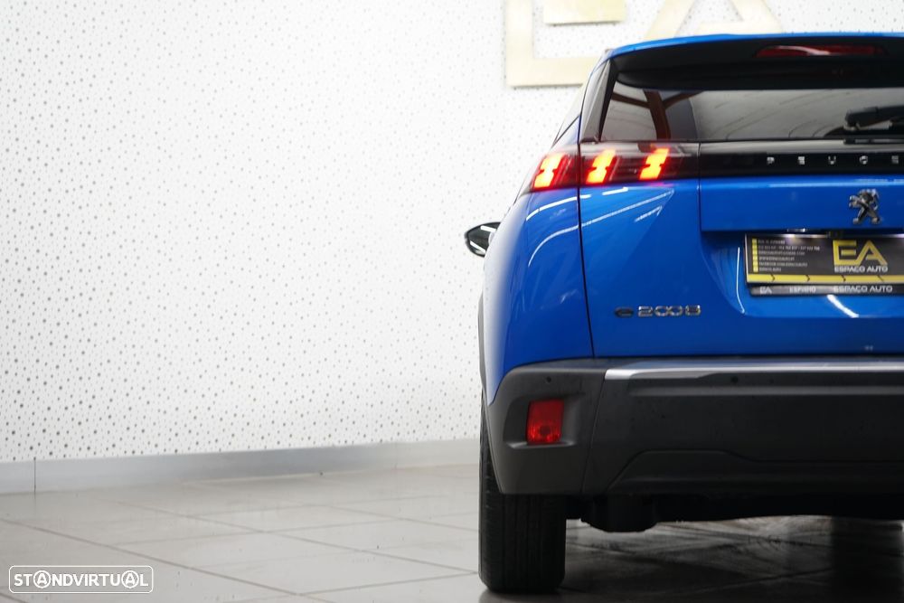 Peugeot e-2008 50 kWh Allure - 7