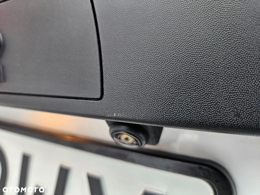 Renault Master L2H2 2.3dCi 130KM - 21