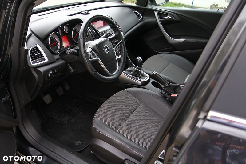 Opel Astra 1.4 Turbo - 8