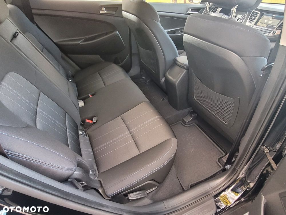 Hyundai Tucson 1.6 Turbo 2WD Navi - 18